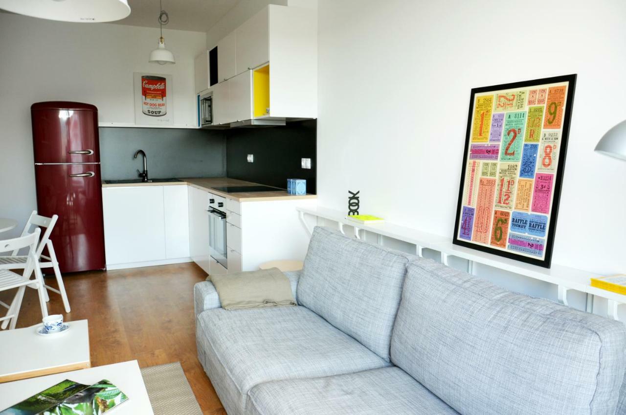 Brand New Apartment. Parking Spot Included! Bratislava Buitenkant foto