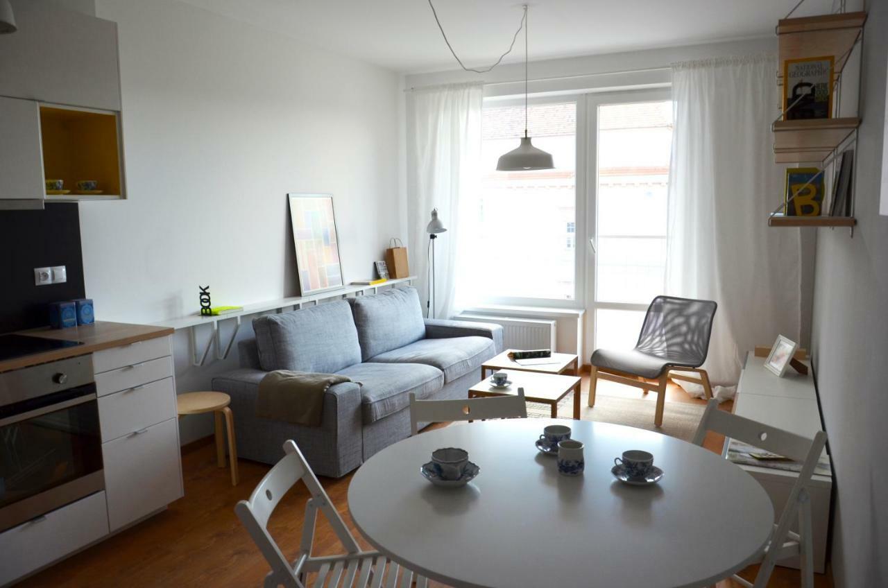 Brand New Apartment. Parking Spot Included! Bratislava Buitenkant foto