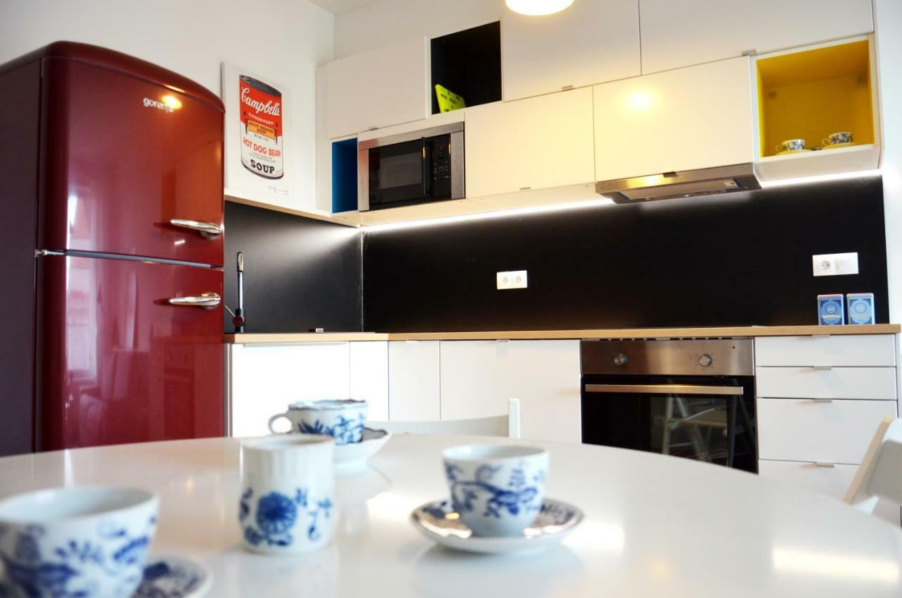 Brand New Apartment. Parking Spot Included! Bratislava Buitenkant foto